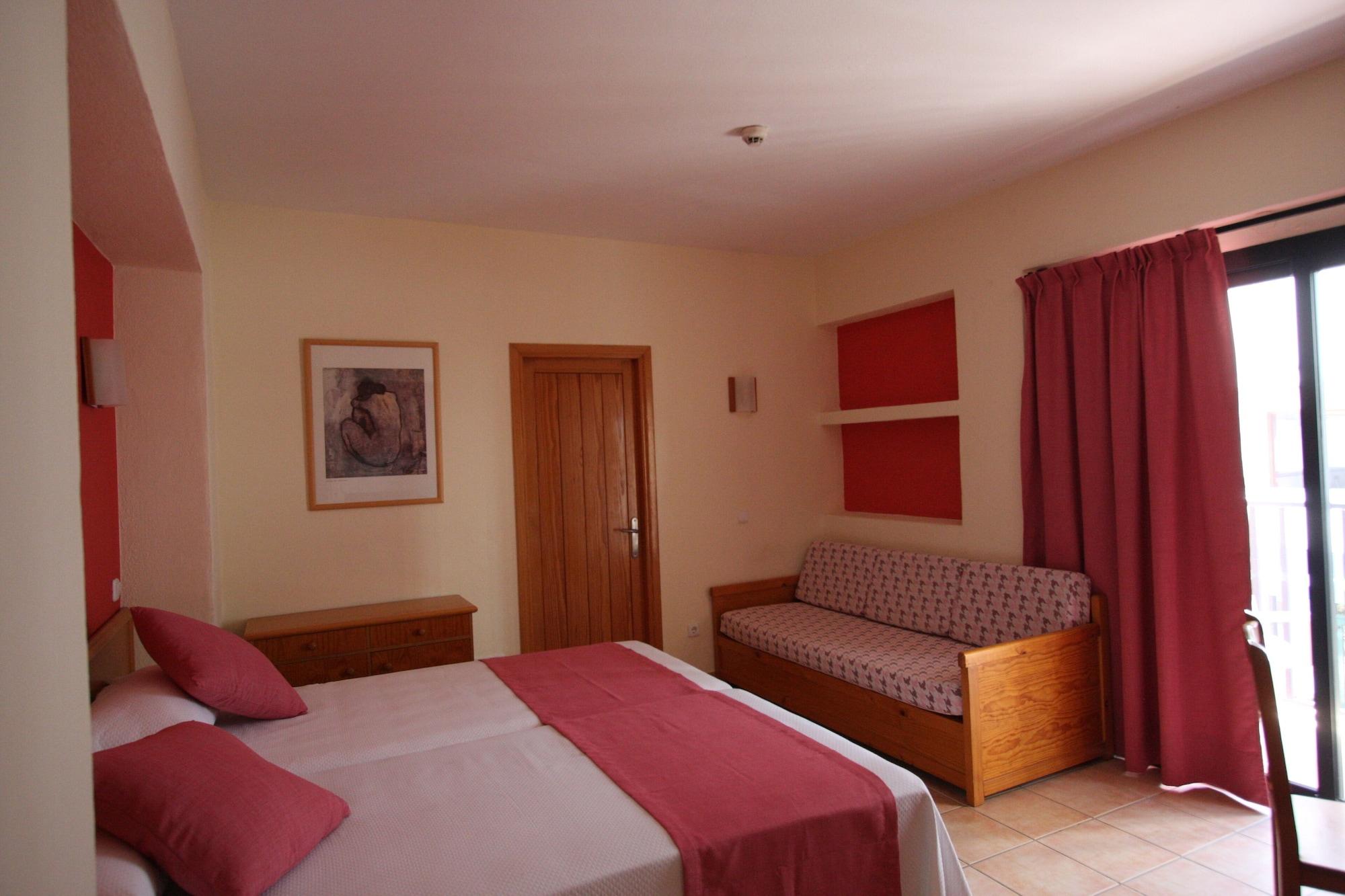 Apart-hotel Casa Maria Sant Antoni de Portmany