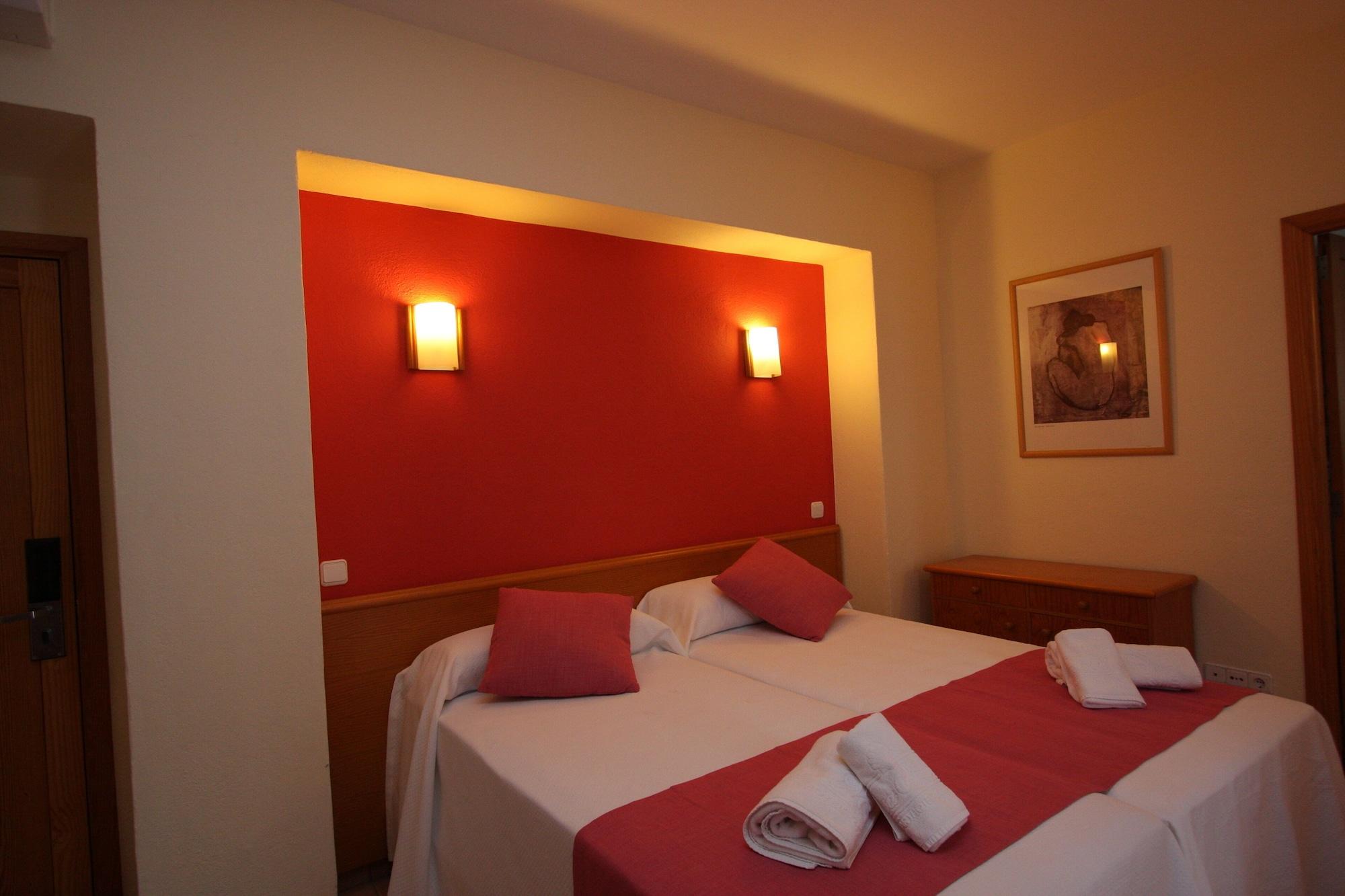 Apartahotel Casa Maria San Antonio Abad